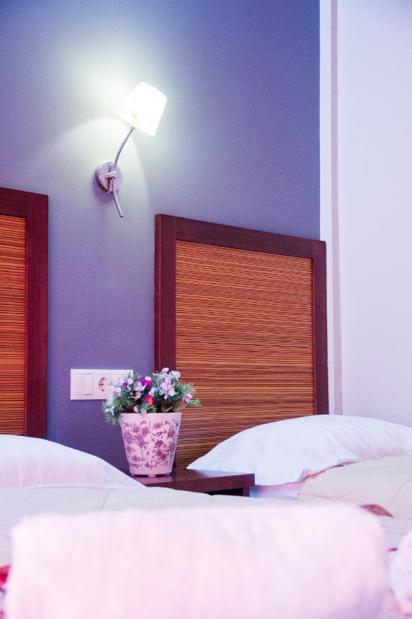 Hotel Rodon Paralía Dış mekan fotoğraf