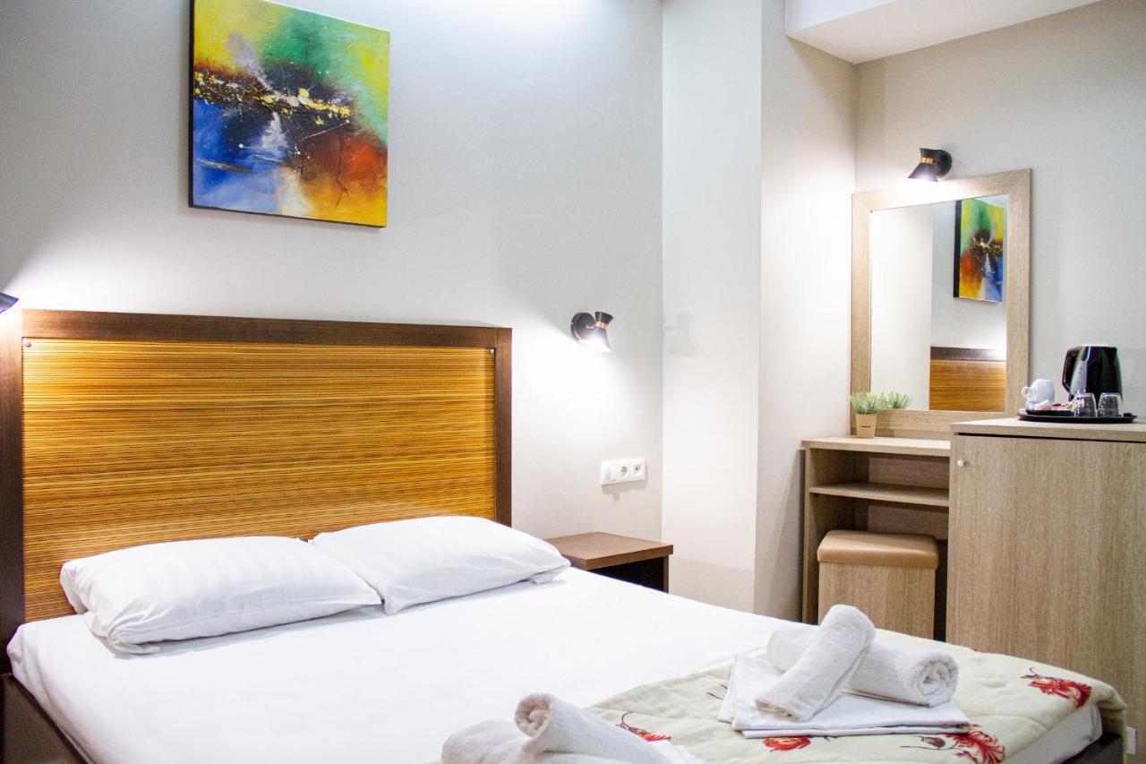 Hotel Rodon Paralía Dış mekan fotoğraf