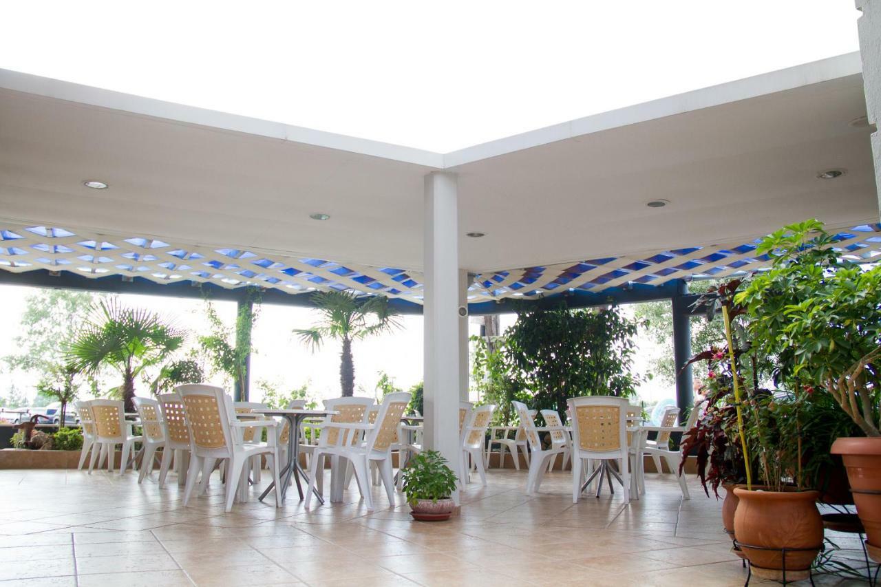 Hotel Rodon Paralía Dış mekan fotoğraf